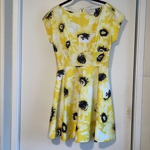 Kate Spade floral dress size 6/ MINT CONDITION